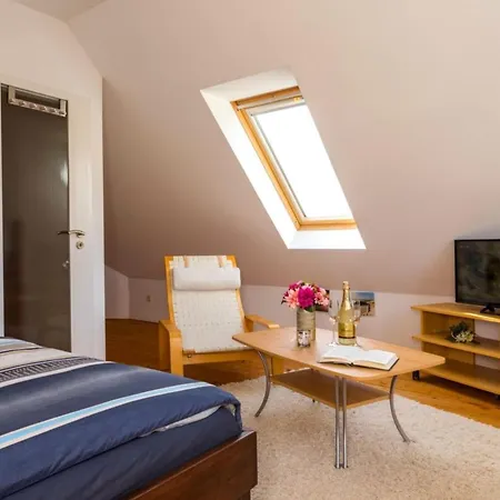Zander By Pharus Apartamento *